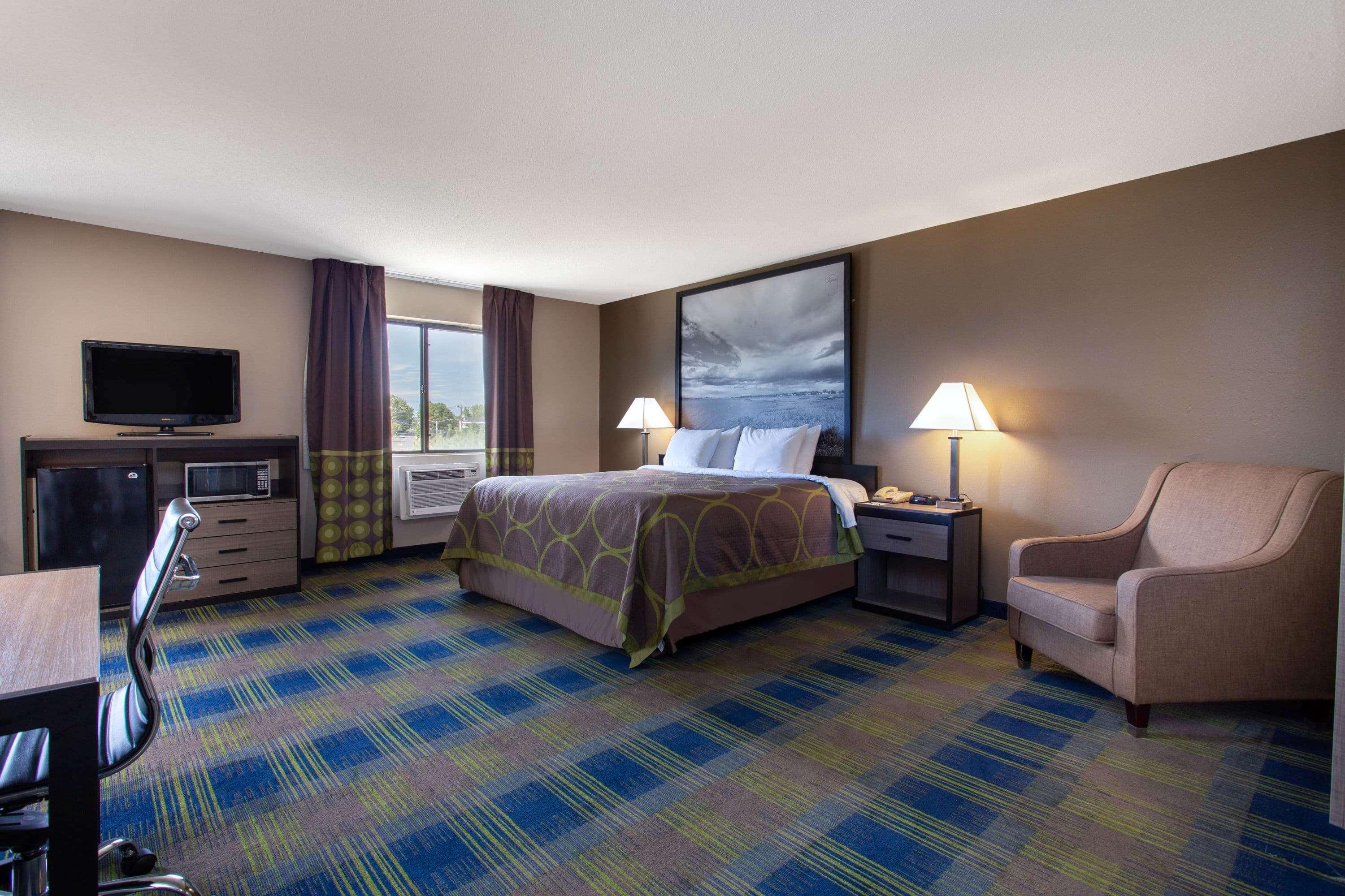Super 8 By Wyndham Cromwell/Middletown Hotel Bagian luar foto